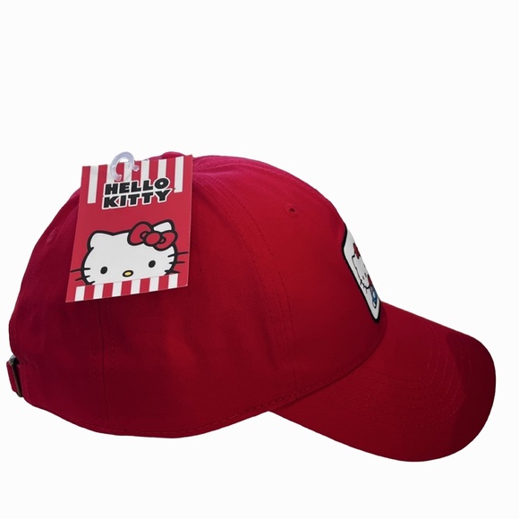 Hello Kitty Red Cap - Picture 3 of 3